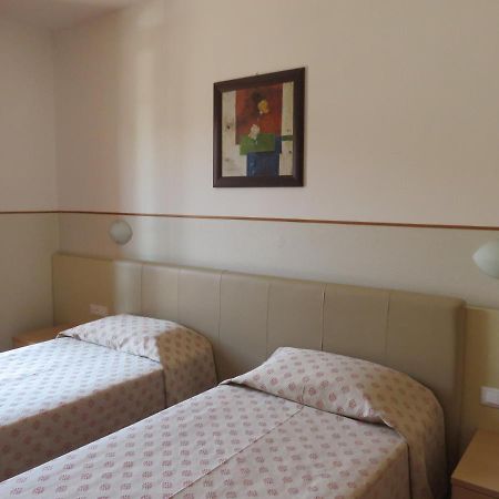 Hotel Da Si-Si Gemona del Friuli Esterno foto